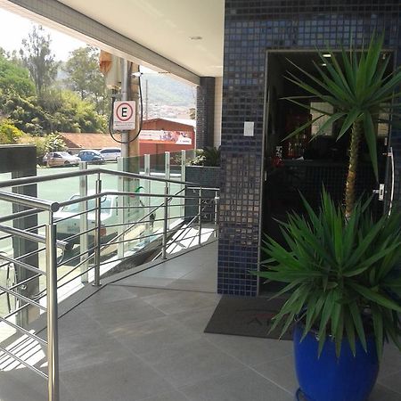 Aredes Hotel イタビリト エクステリア 写真